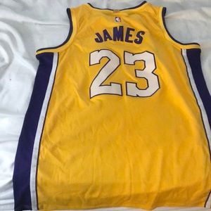 LeBron James Laker jersey